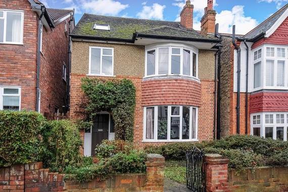 3 bedroom Detached f...